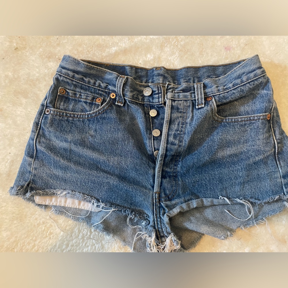 Vintage Levi’s shorts button down